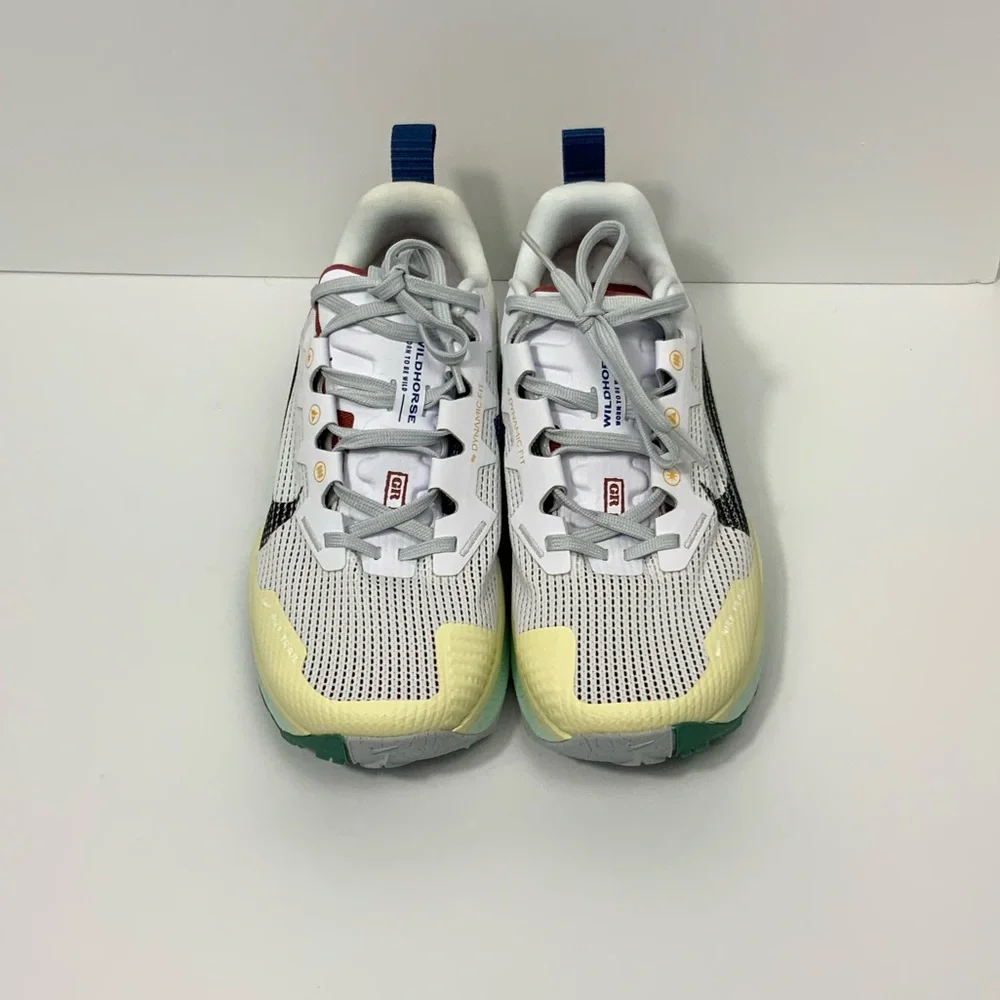Nike Women's Snikers Sz 7.5 React Wildhorse Trail Hiking Running Shoe DR2689 101 - Picture 8 of 16